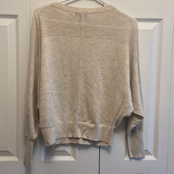 RW&Co batwing sleeve sweater, small - Picture 7 of 7